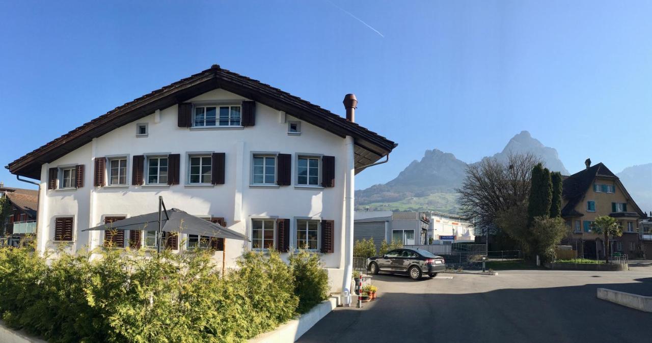 No Such Thing Bed and Breakfast Schwyz Eksteriør billede